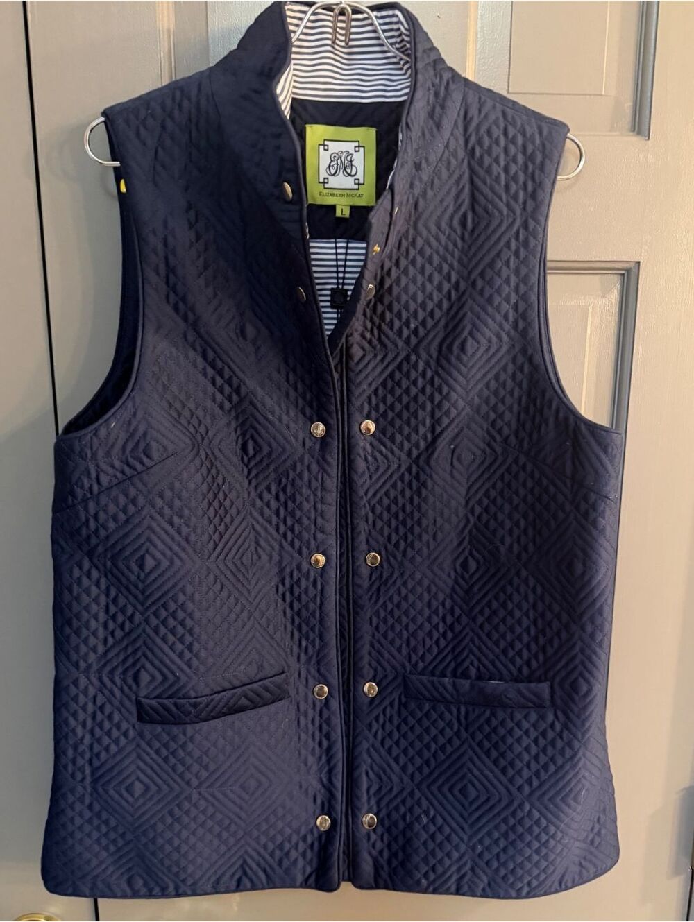 Elizabeth McKay Women's Quilted Navy Boyfriend Vest Size L NWT